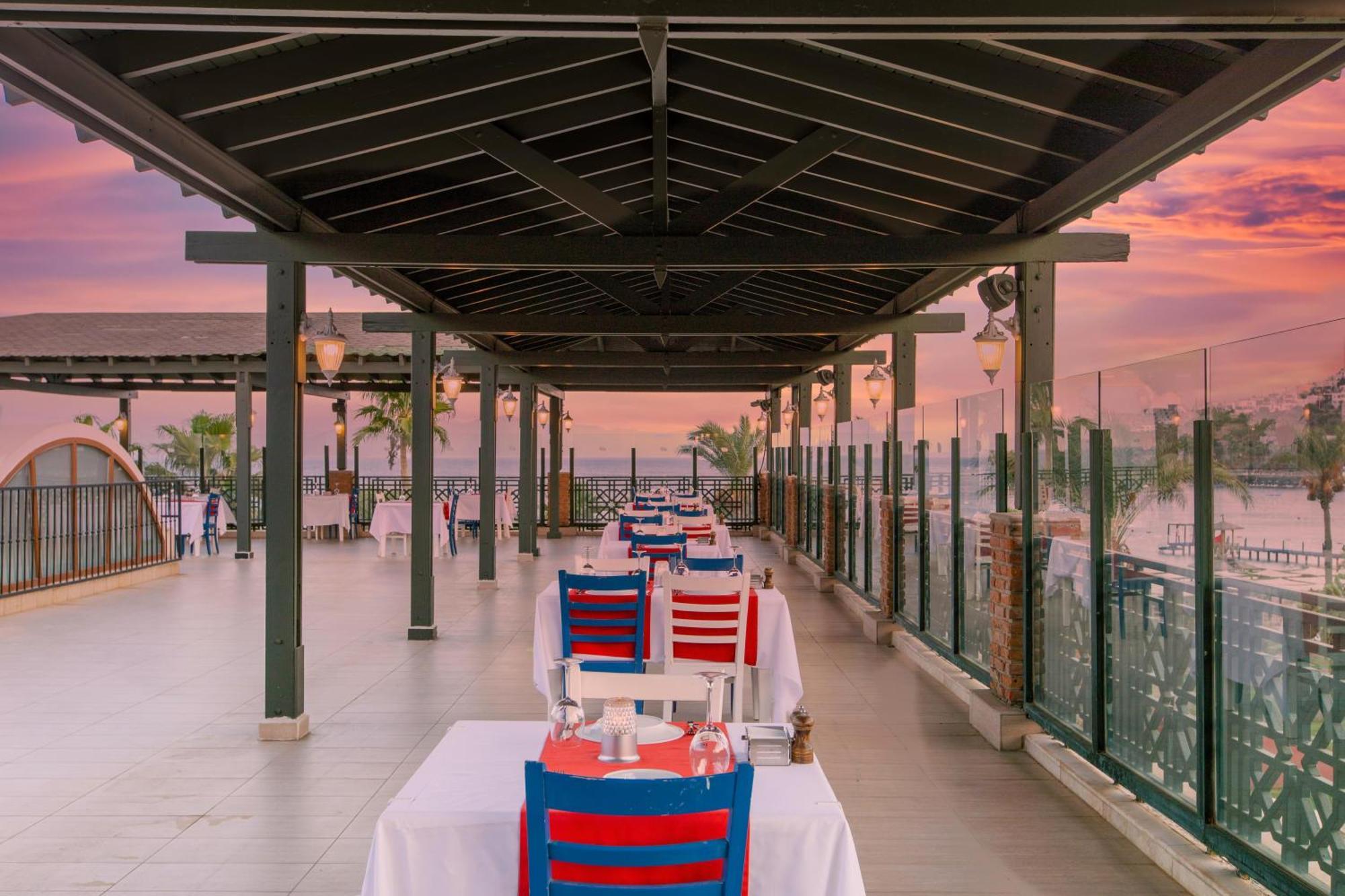 Selectum Collection Bodrum 5* Akyarlar